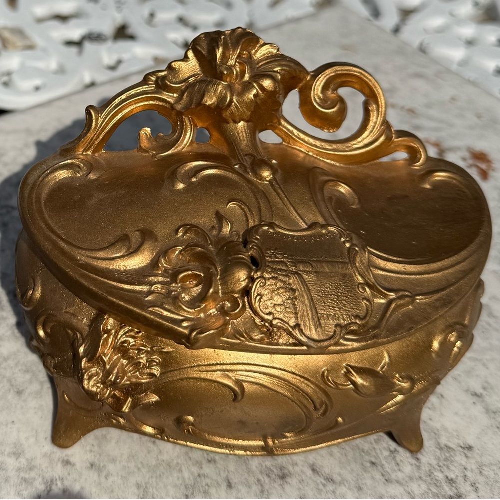 Art Nouveau Art Deco Vintage Jewelry Box niagara‎ Falls badge themed #17